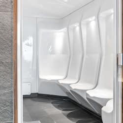 Un sauna, una bañera de hidromasaje, baño turco