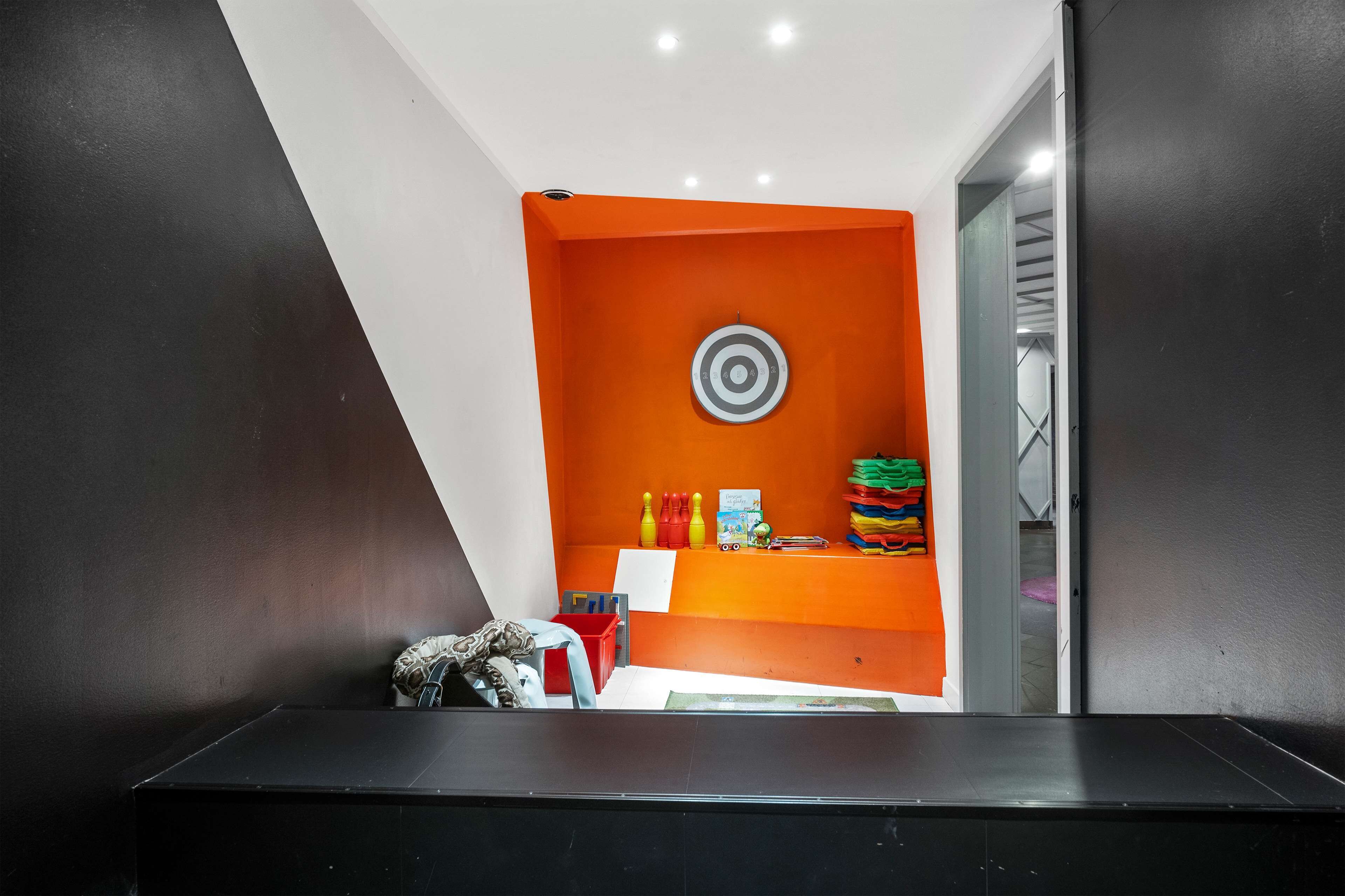 children’s play area – indoor