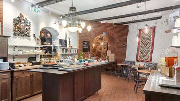 Free daily buffet breakfast