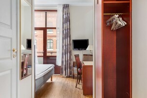 Desk, iron/ironing board, free WiFi, bed sheets