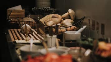 Free daily full breakfast