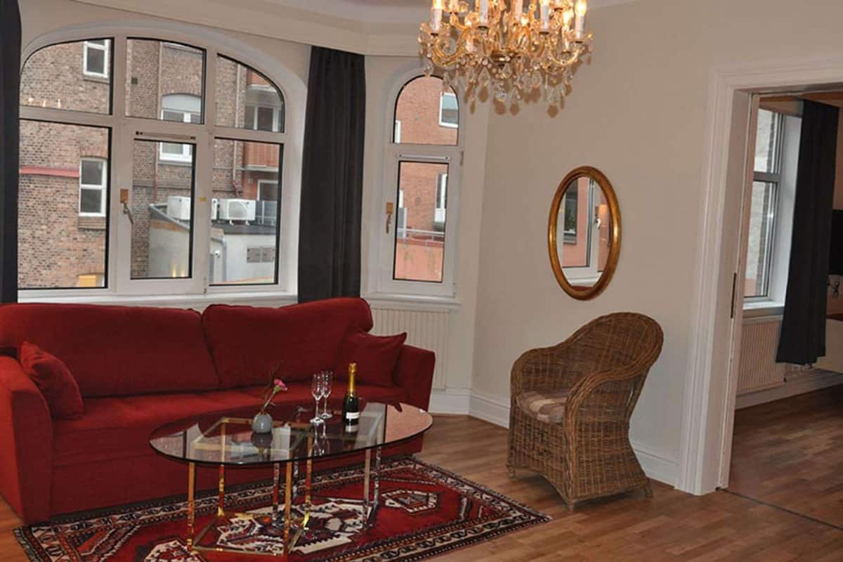 Family Room, Multiple Beds, Non Smoking | Desk, iron/ironing board, cribs/infant beds, rollaway beds