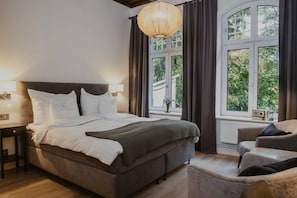 Phòng Superior, 2 giường đơn | Bàn, bàn ủi/dụng cụ ủi quần áo, nôi/giường cho trẻ sơ sinh (phụ phí) 