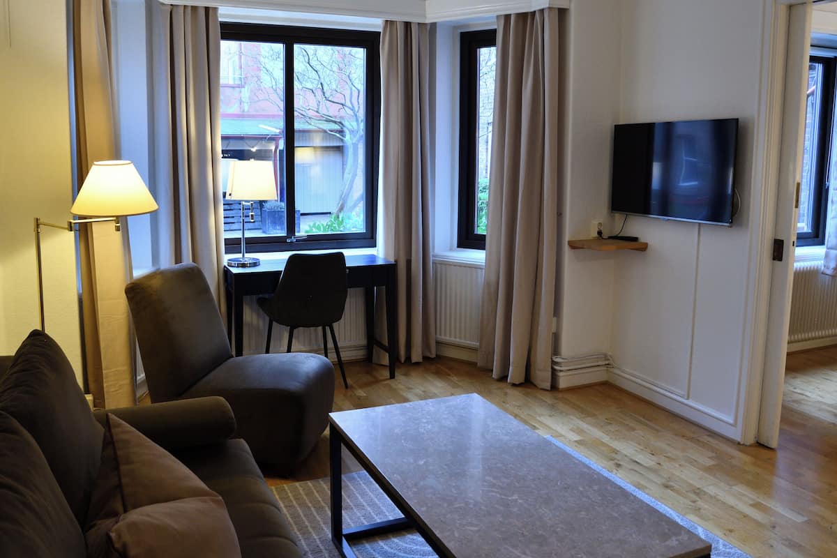 Family Room, Multiple Beds, Non Smoking