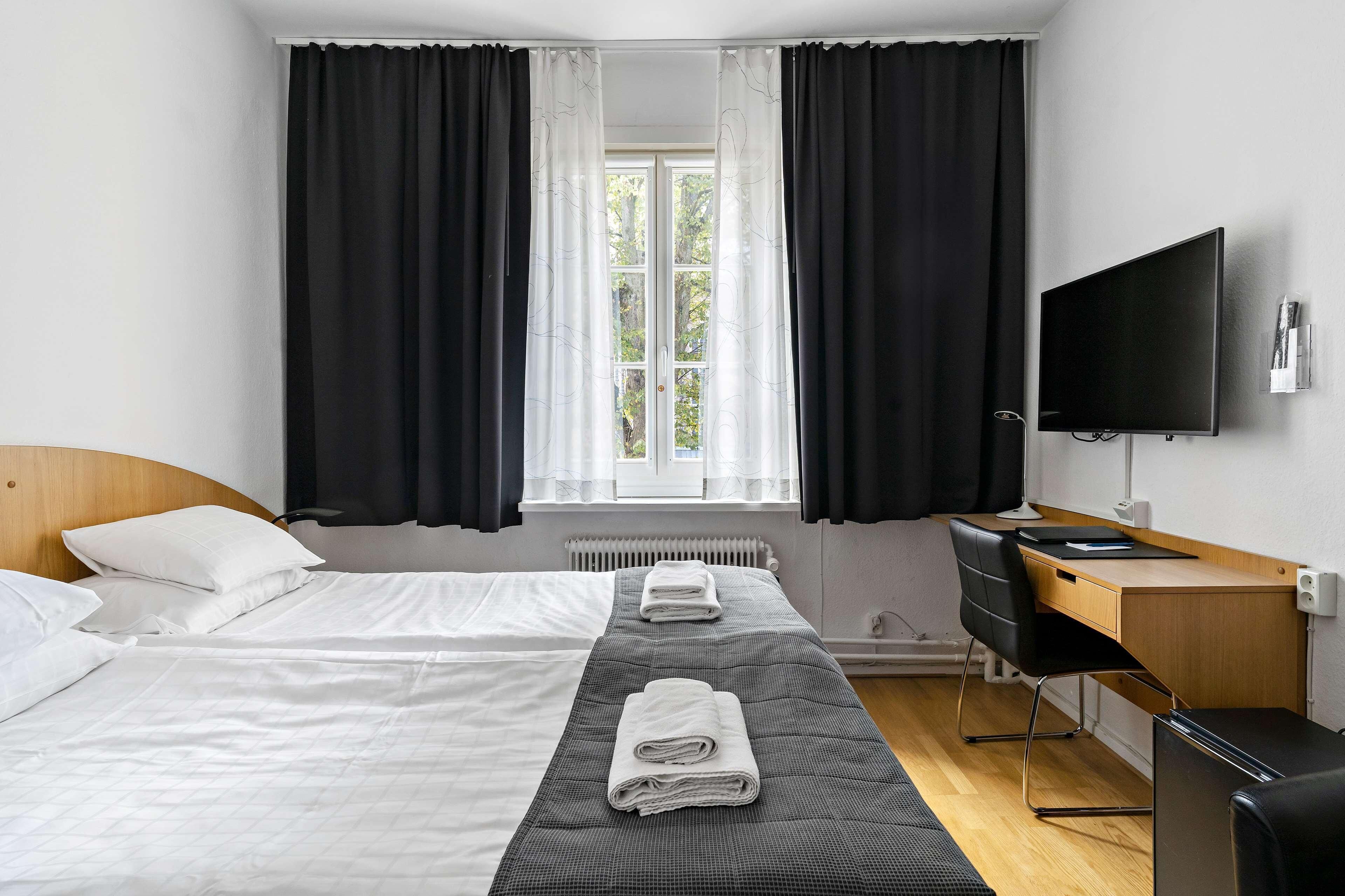 1 chambre, coffres-forts dans les chambres, bureau, rideaux occultants
