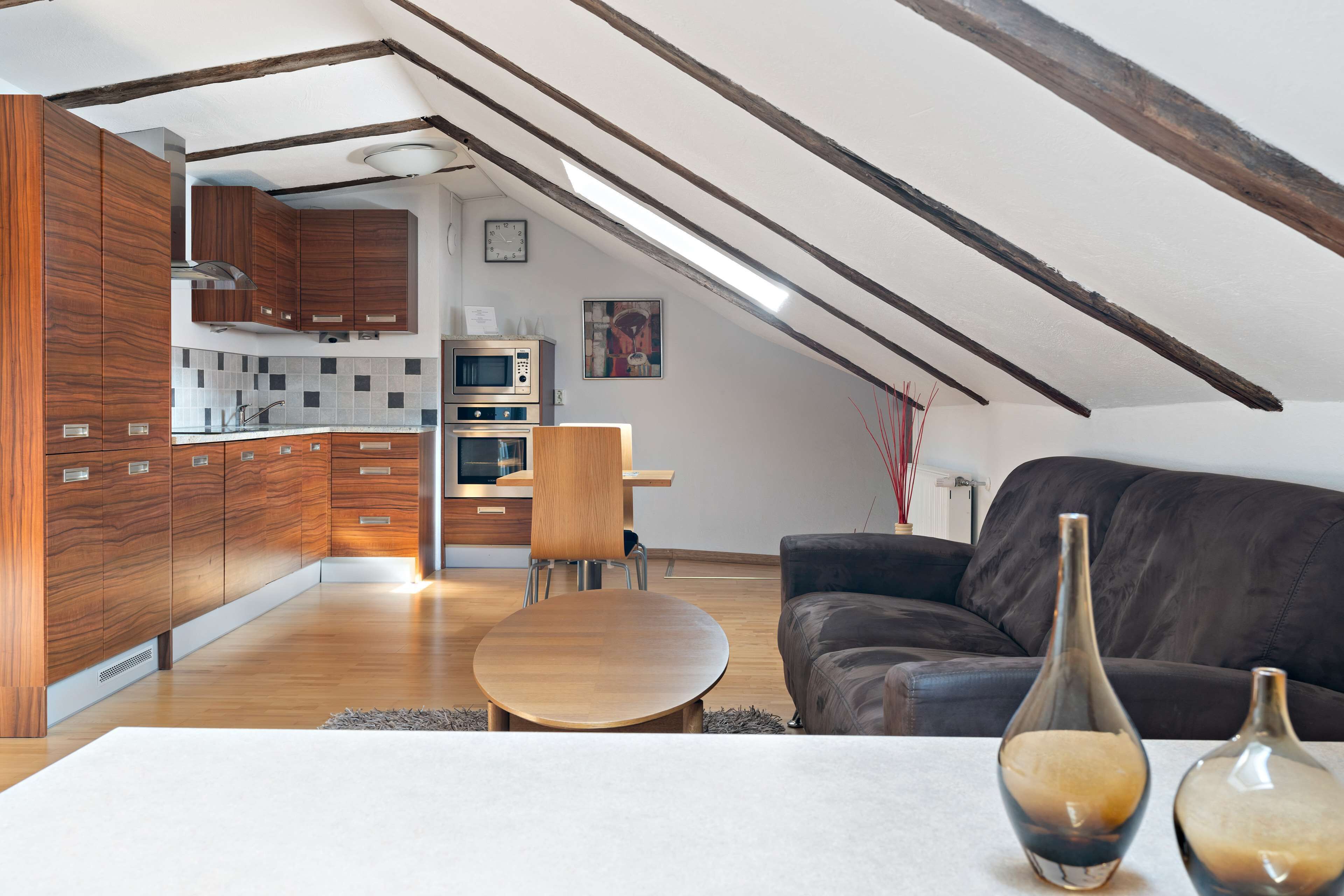 Suite, 1 Double Bed, Non Smoking | 1 bedroom, in-room safe, individually decorated, desk