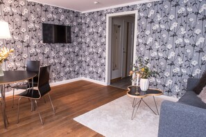 Suite, 1 lit double, non-fumeur | Salle de séjour