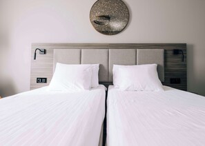 Standard Room, 2 Single Beds, Non Smoking