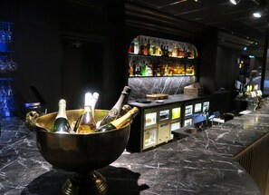 Bar (in der Unterkunft)
