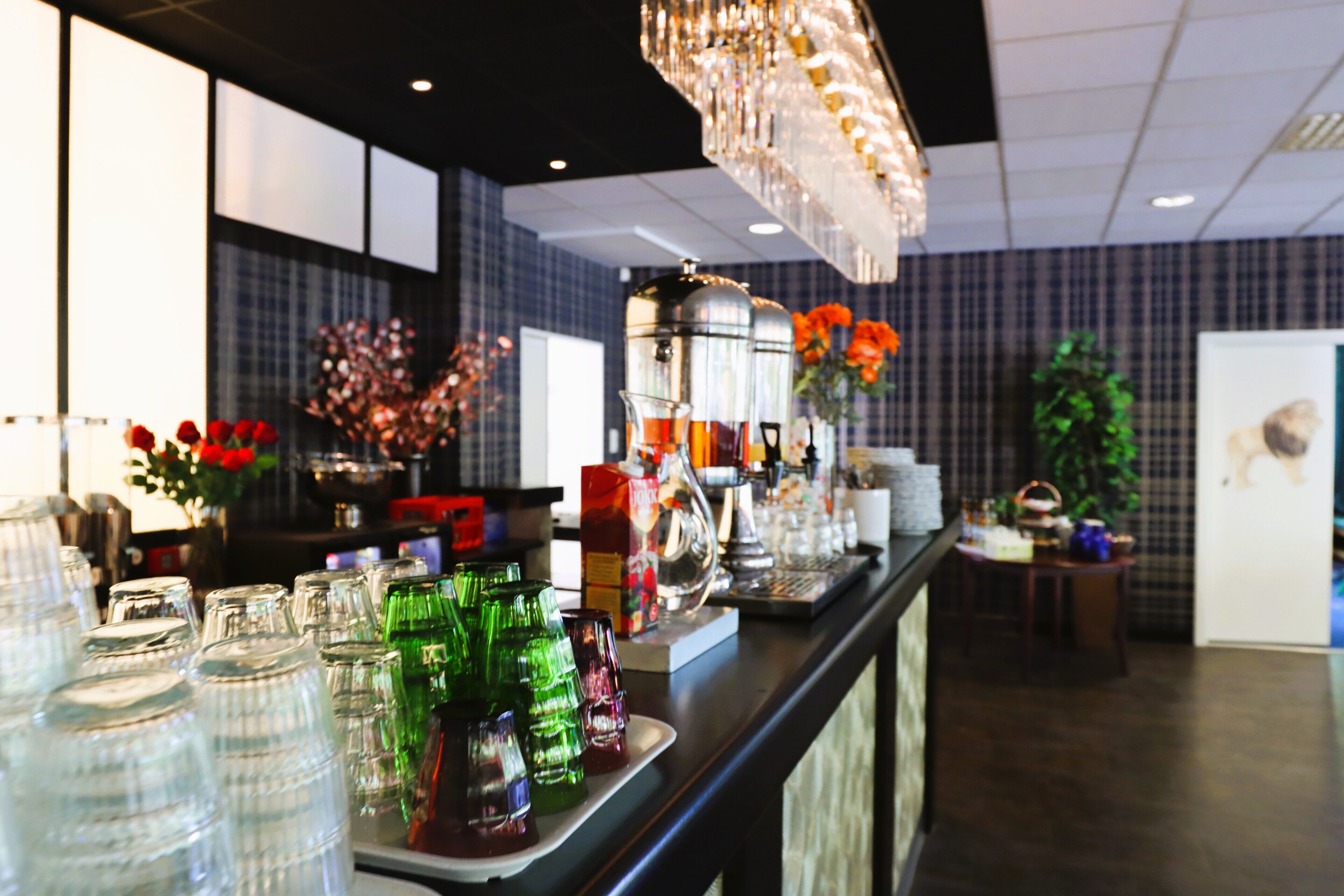 free daily self-service breakfast