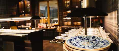 Free daily self-service breakfast