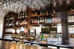 2 bars/lounges, lobby lounge - Vänerport Stadshotel (Mariestad)