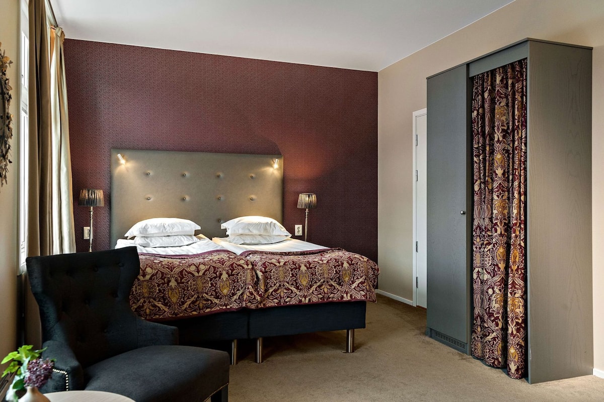 1 bedroom, minibar, in-room safe, desk