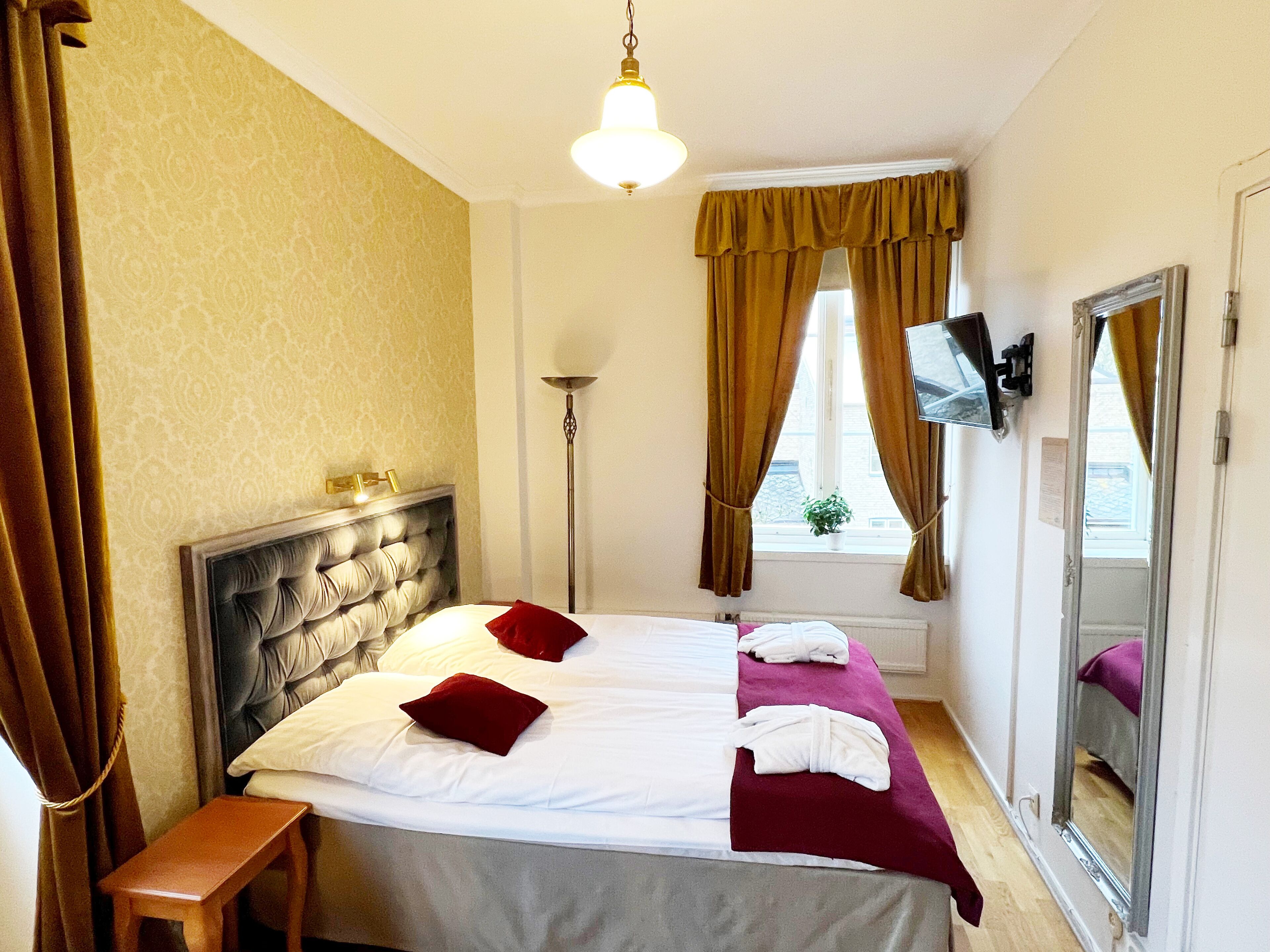 Standard Double Room, 1 Bedroom, Private Bathroom