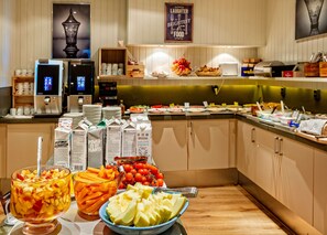 Tägliches inbegriffenes Frühstücksbuffet