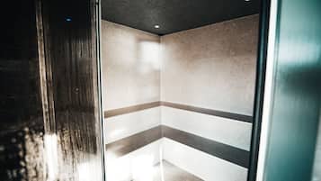 Couples treatment rooms, sauna, hot tub, steam room, facials, massages