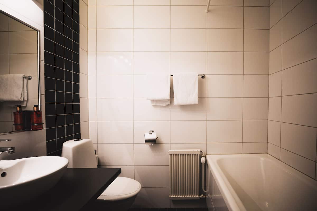 hair dryer, towels