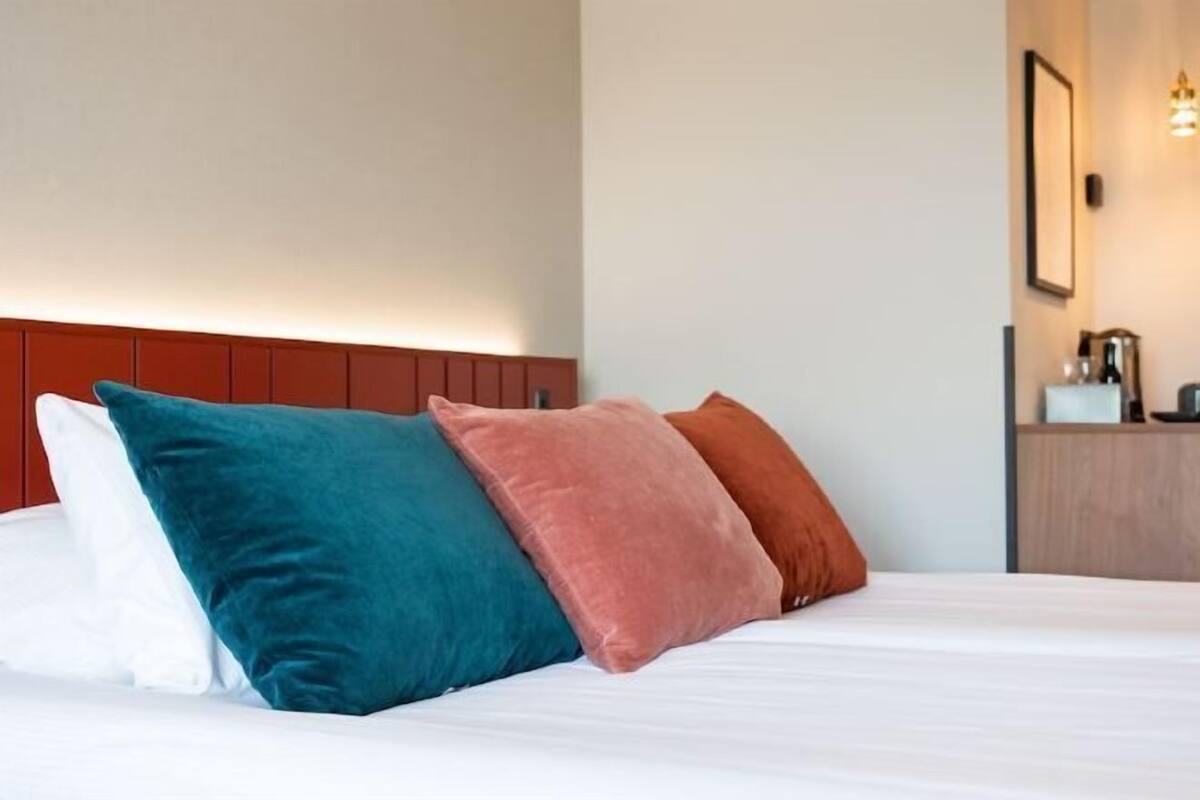 Individually decorated, blackout drapes, bed sheets