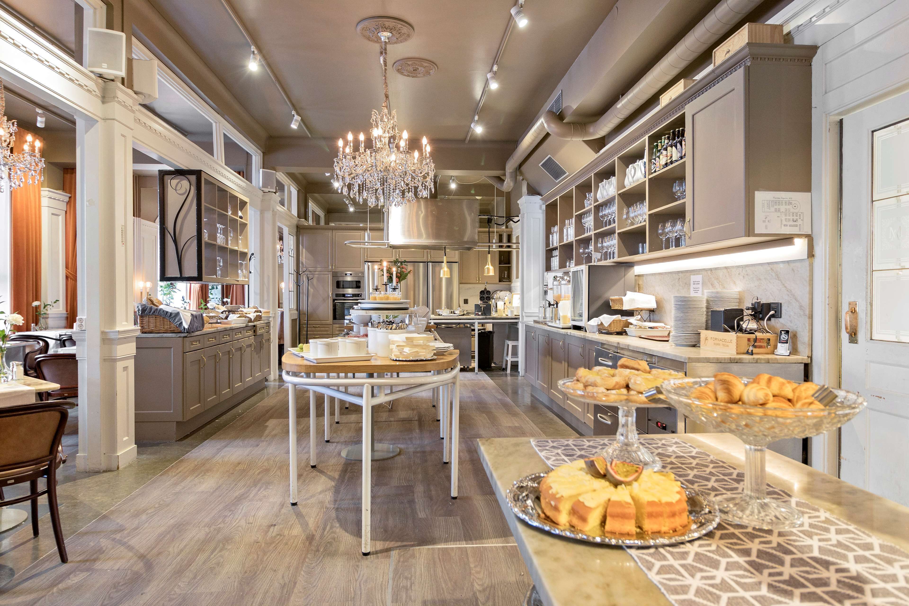 Petit déjeuner buffet compris tous les jours