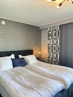 Superior Room | WiFi (free), bed sheets