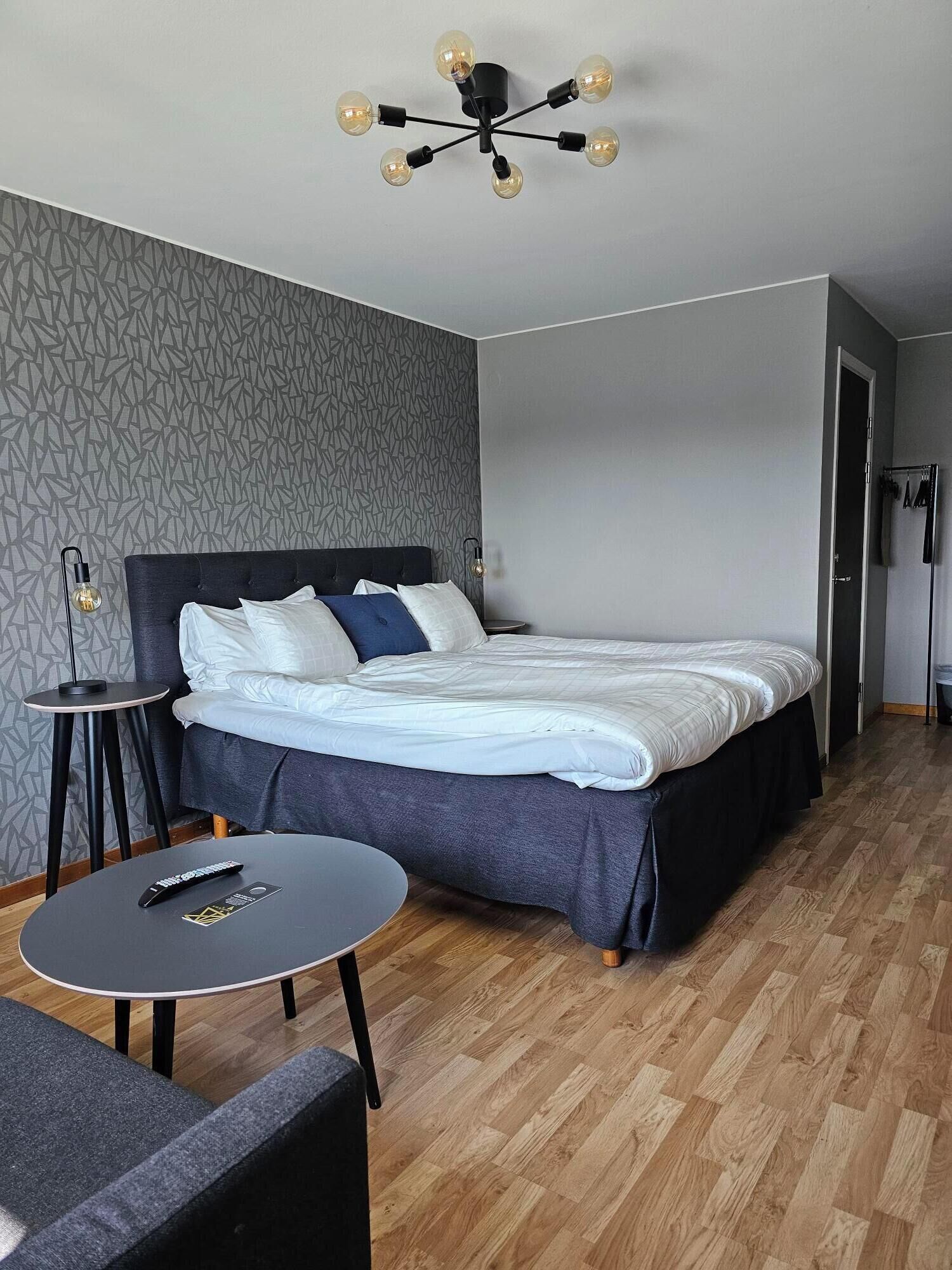 superior room | free wifi, bed sheets