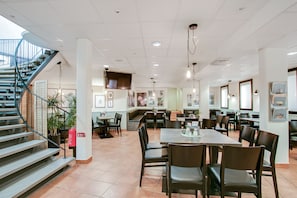 Frokostbuffé er inkludert hver dag