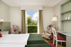 Classic Twin Room | Desk, blackout drapes, iron/ironing board, free WiFi - Ronnums Herrgård - Collection by Ligula (Vargon)