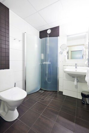 Superior Room | Bathroom | Free toiletries, hair dryer, towels - Best Western Rådmannen (Alvesta)