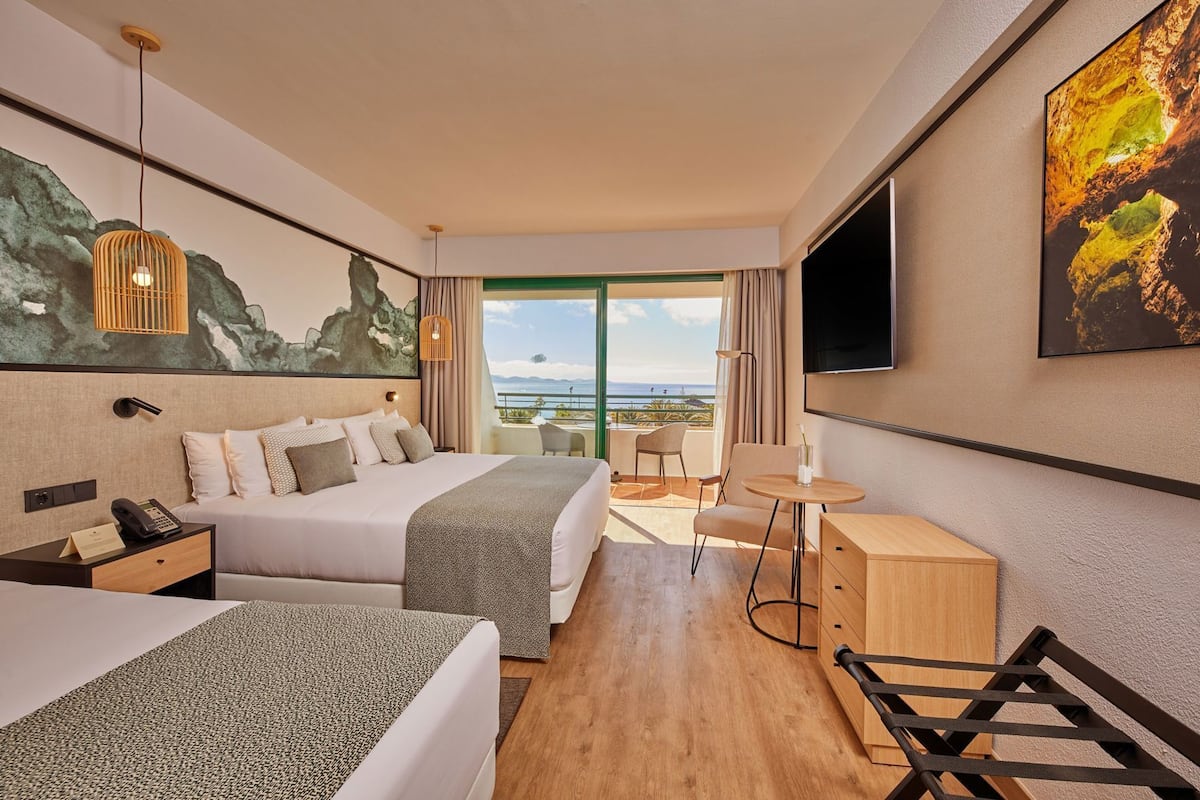 Minibar, in-room safe, desk, blackout drapes
