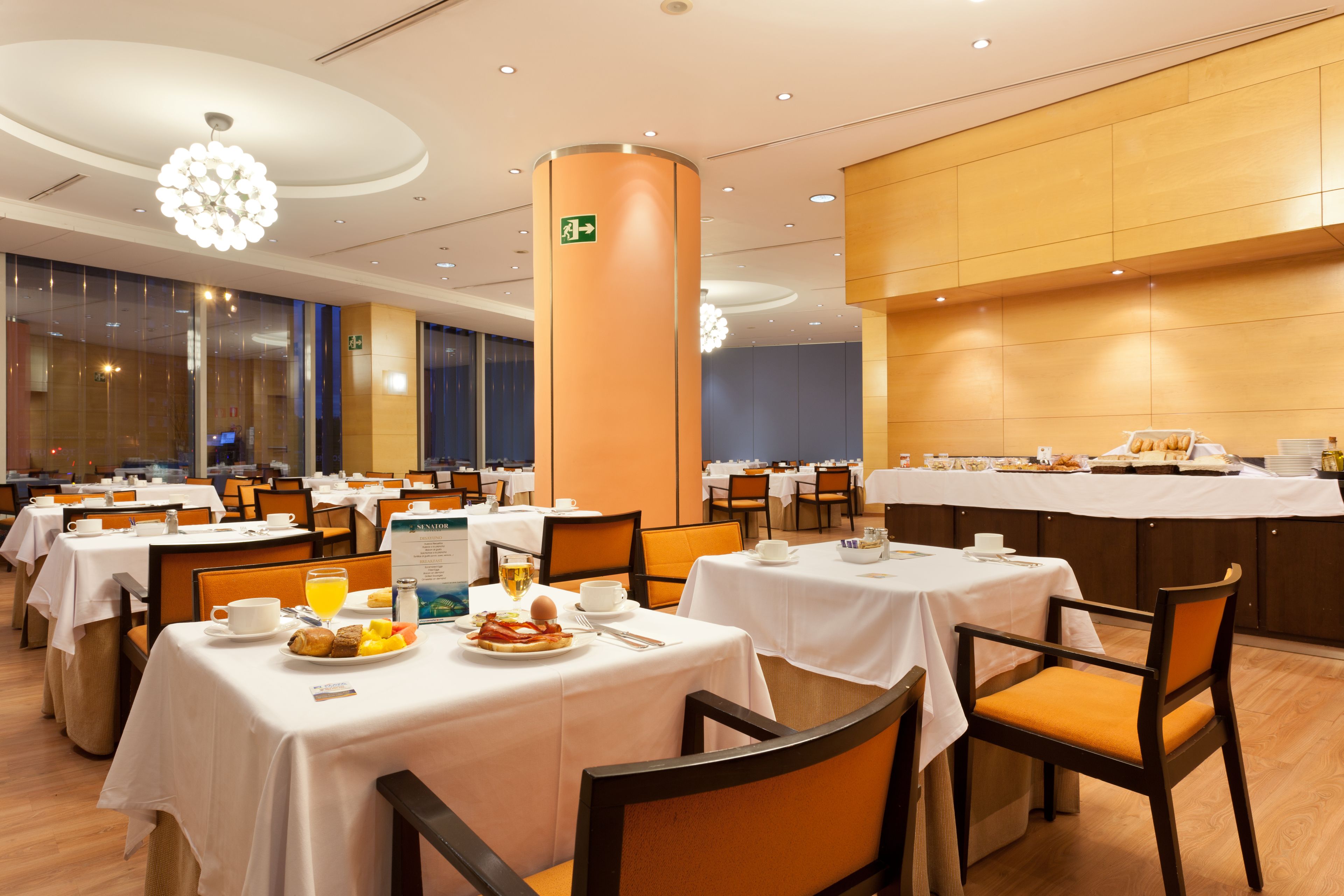 Desayuno buffet entre semana (con cargo) 