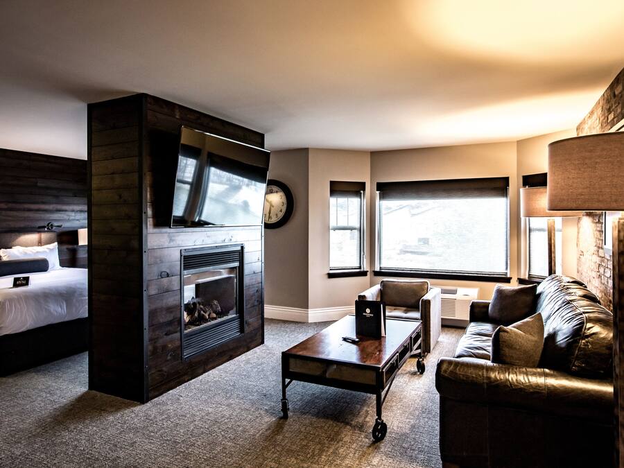 Ropa de cama de alta calidad y minibar