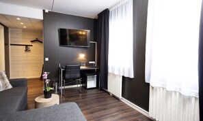 Habitación superior, 1 cama King size, para no fumadores | Camas extra, wifi gratis y ropa de cama 