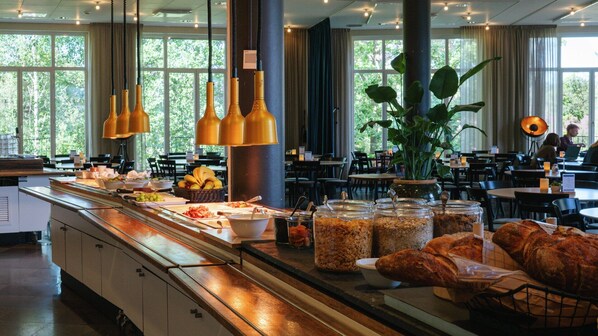 Desayuno buffet incluido todos los días