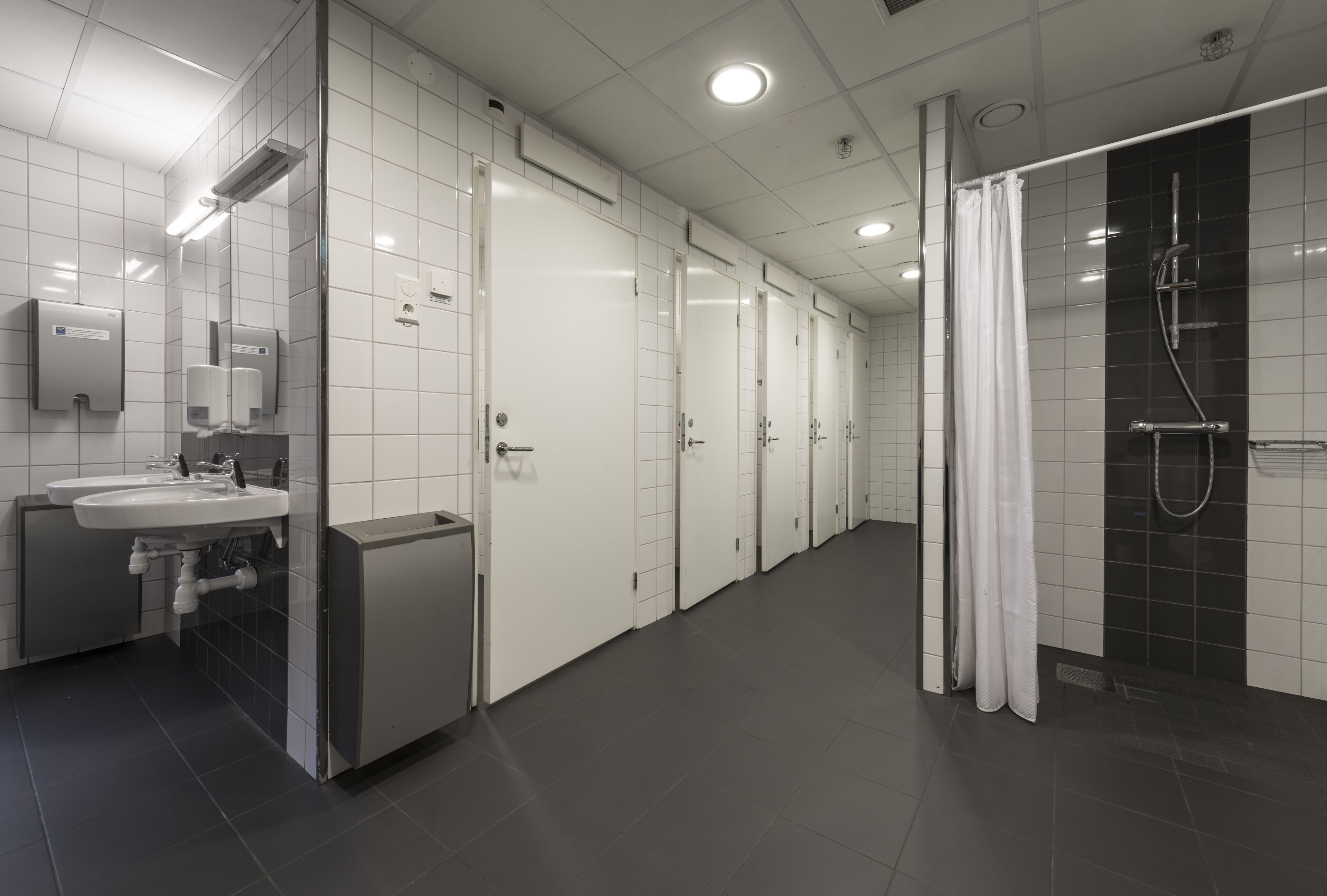 quadruple room, shared bathroom (in corridor) | bathroom | hair dryer, towels