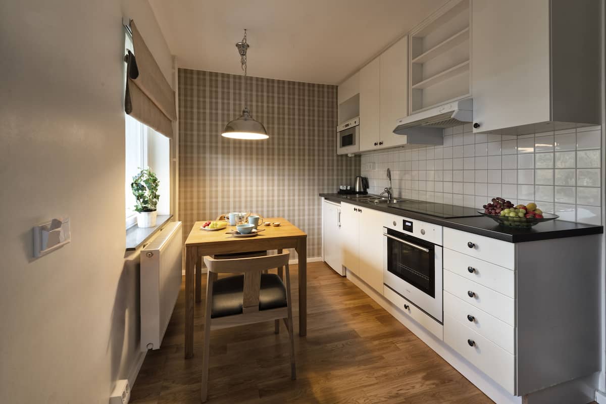 double room, kitchen | private kitchen