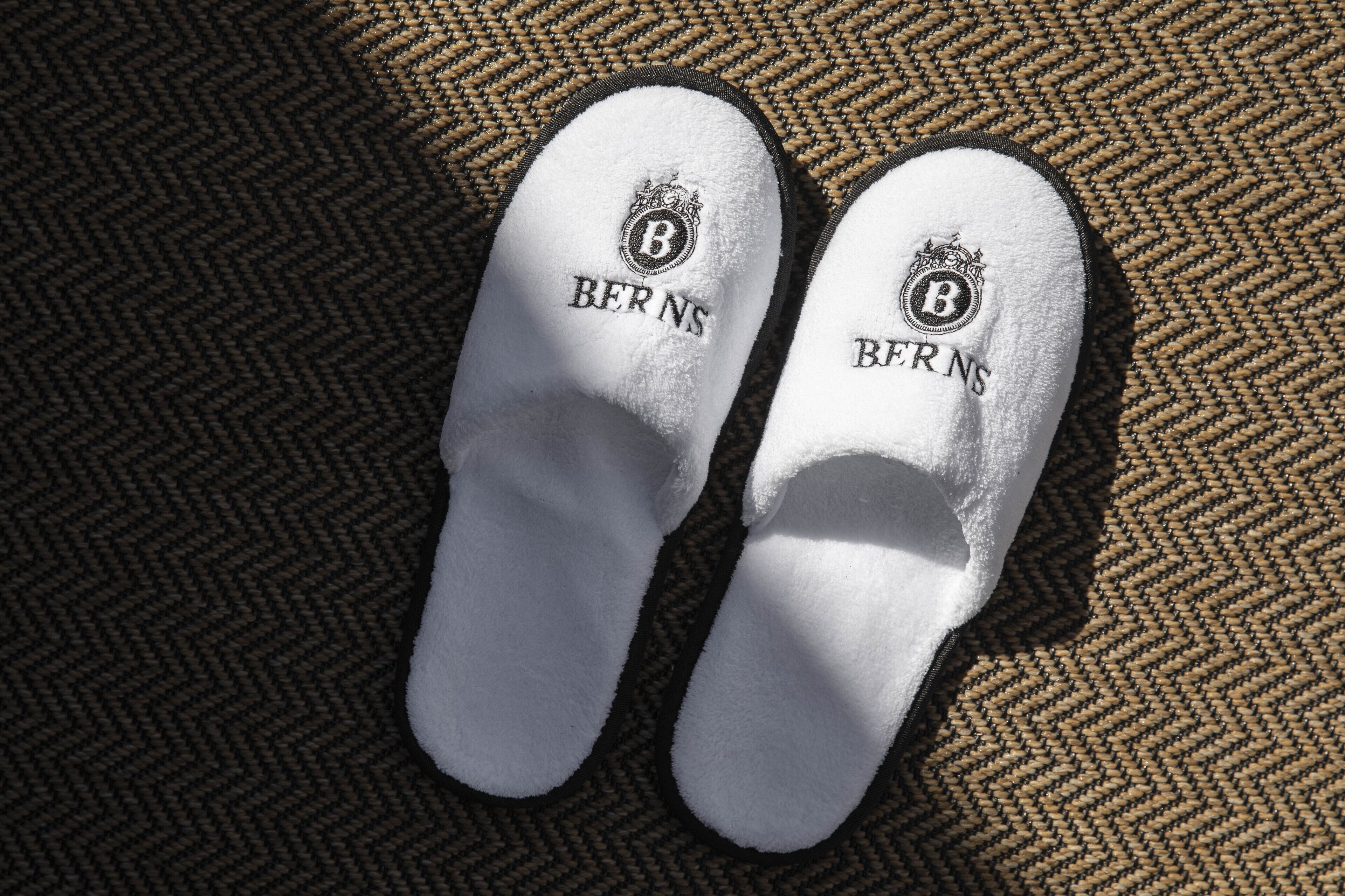 balcony suite | 1 bedroom, hypo-allergenic bedding, down duvets, minibar