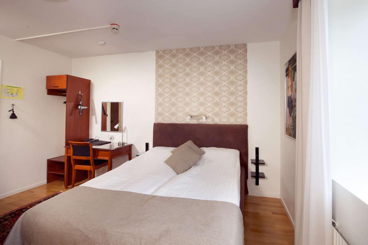 Standard Room | Desk, WiFi, bed sheets