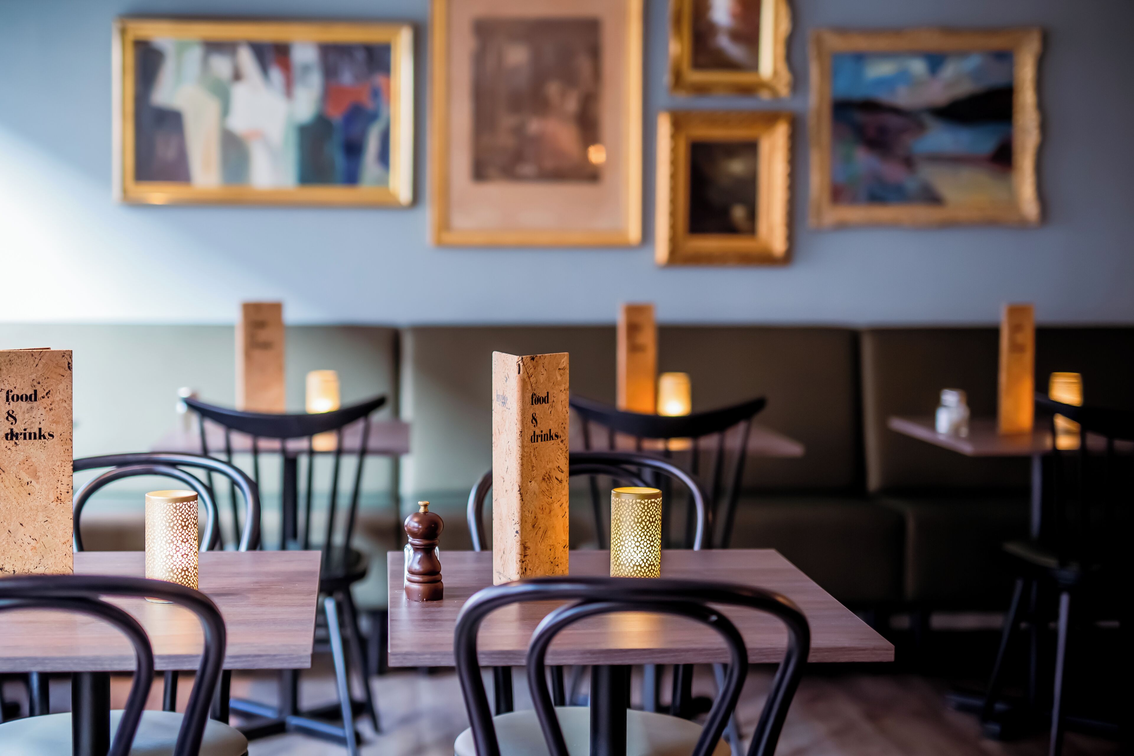 breakfast and dinner served