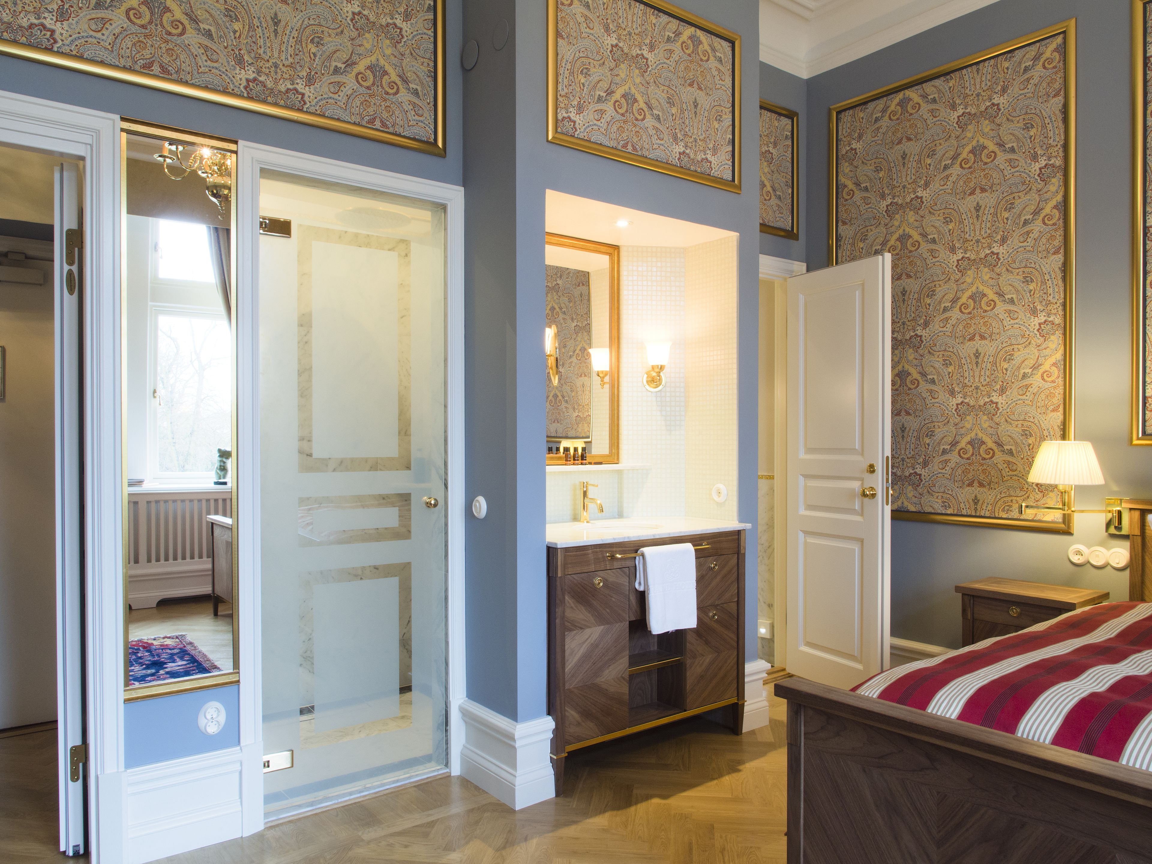 premium bedding, minibar, in-room safe, individually decorated