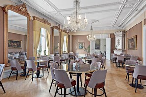 Free daily buffet breakfast - Karlskrona Stadshotell, BW Signature Collection (Karlskrona)