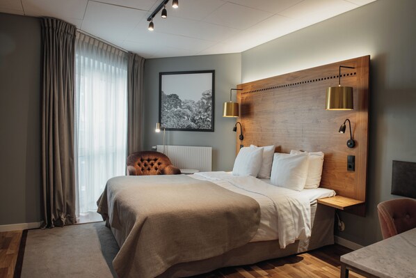 Chambre Standard, 2 lits jumeaux | Bureau, rideaux d’obscurcissement, fer et planche à repasser