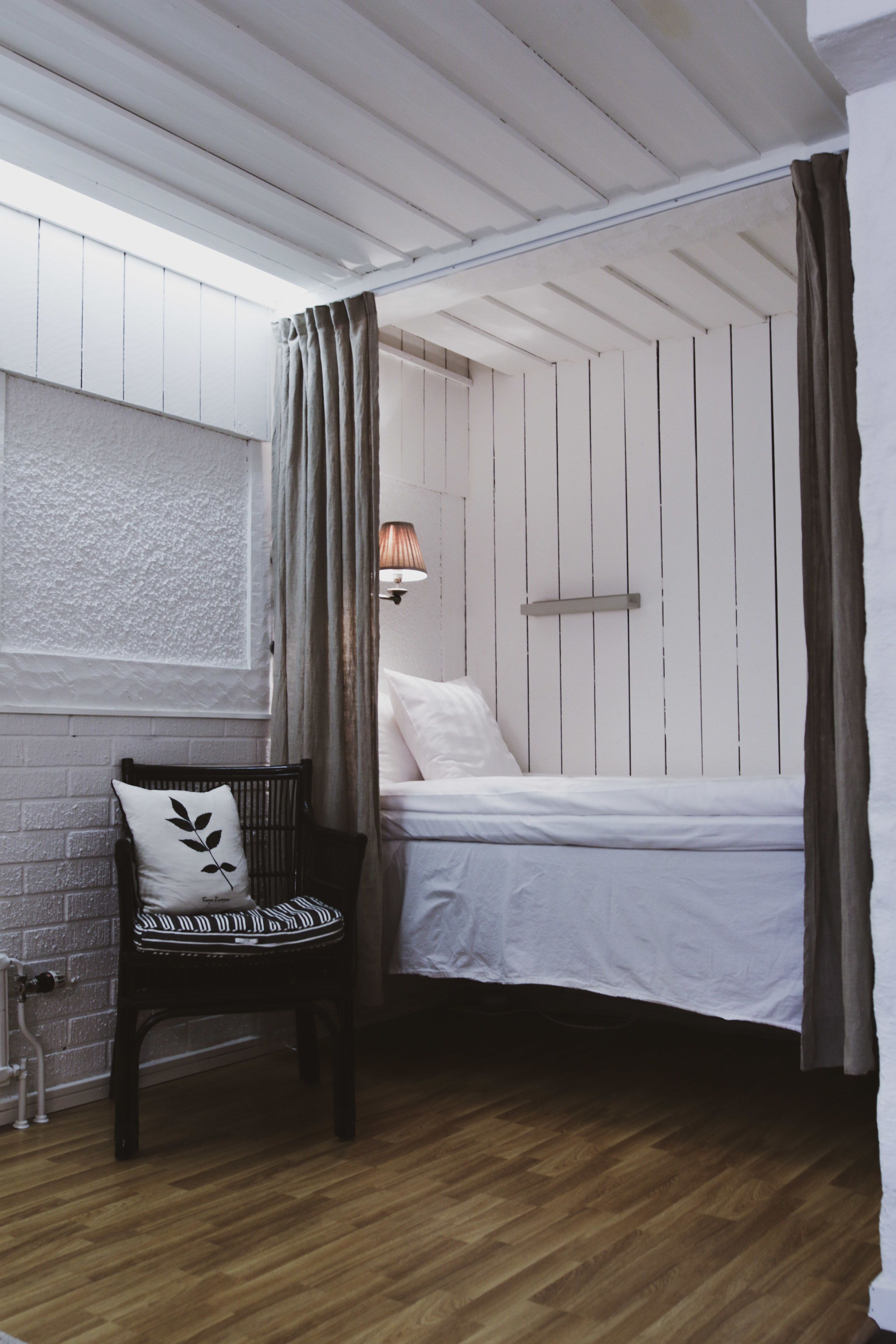 family room, no windows, ground floor | minibar, iron/ironing board, free wifi, bed sheets