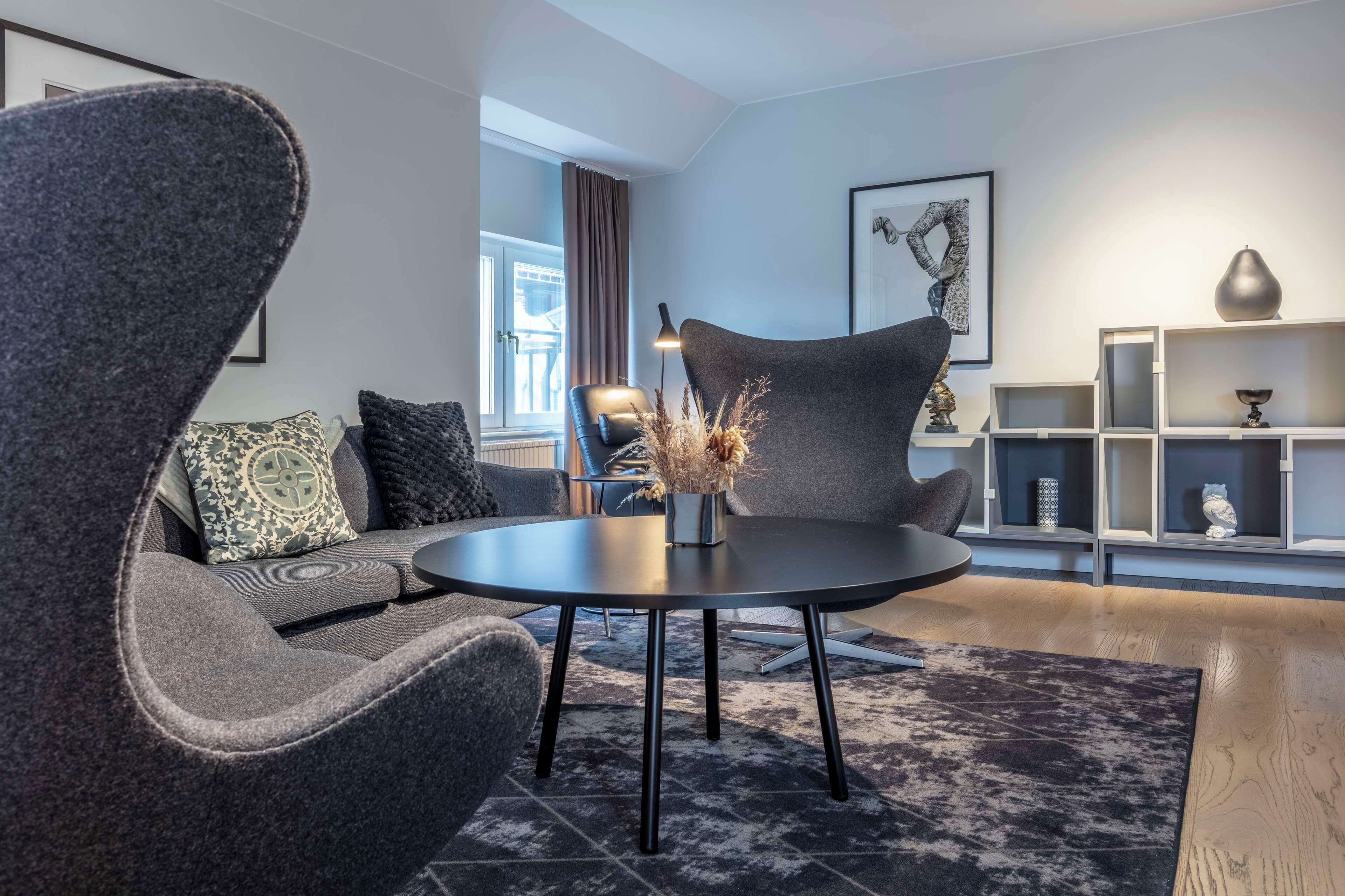 Minibar, Zimmersafe, laptopgeeigneter Arbeitsplatz