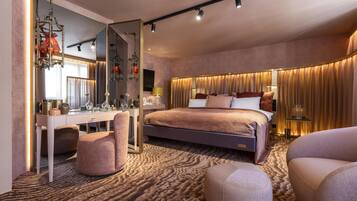 1 sovrum, minibar och vÀrdeförvaringsskÄp pÄ rummet