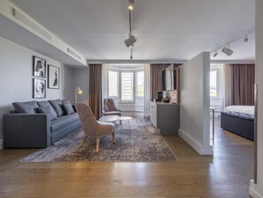 Suite Junior | Minibar, coffres-forts dans les chambres