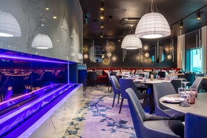 2 restaurants, breakfast, lunch served; local and international cuisine