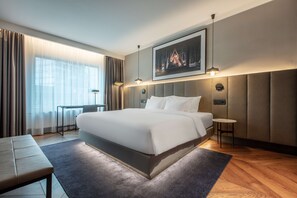 Suite junior, sauna | Vista a la ciudad