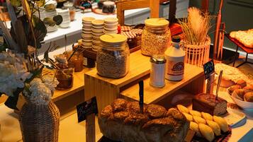 Colazione a buffet a pagamento, servita tutte le mattine