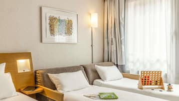 Executive Room, 1 Double Bed with Sofa bed | Premium bedding, in-room safe, desk, laptop workspace
