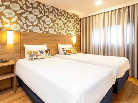1 habitación, minibar, caja de seguridad en la habitación y escritorio 